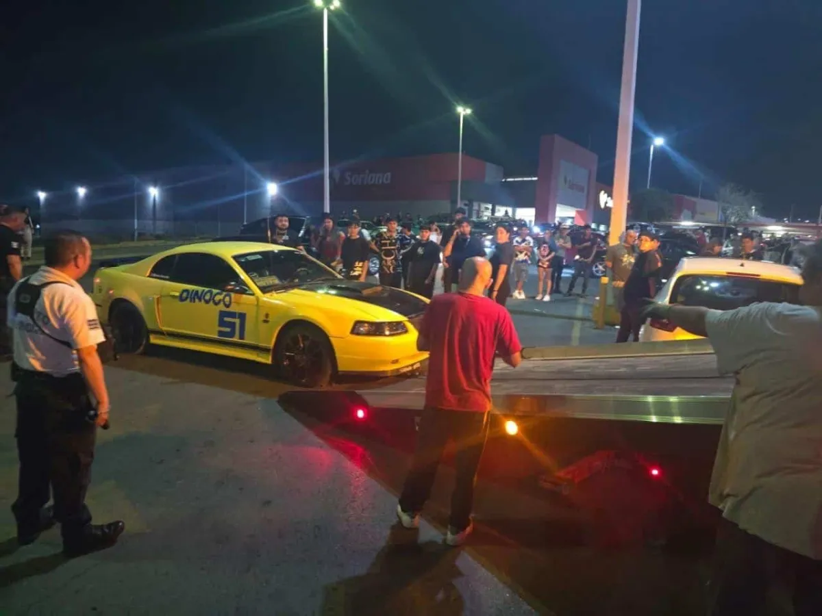 Operativo contra Arrancones Ilegales en Santa Catarina: Clausuran Soriana y Levantan Vehículos