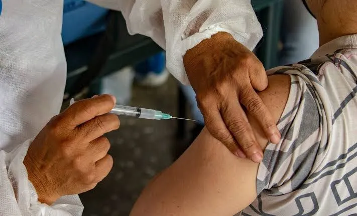 Nuevo León lidera nuevamente los casos semanales de COVID-19 en México