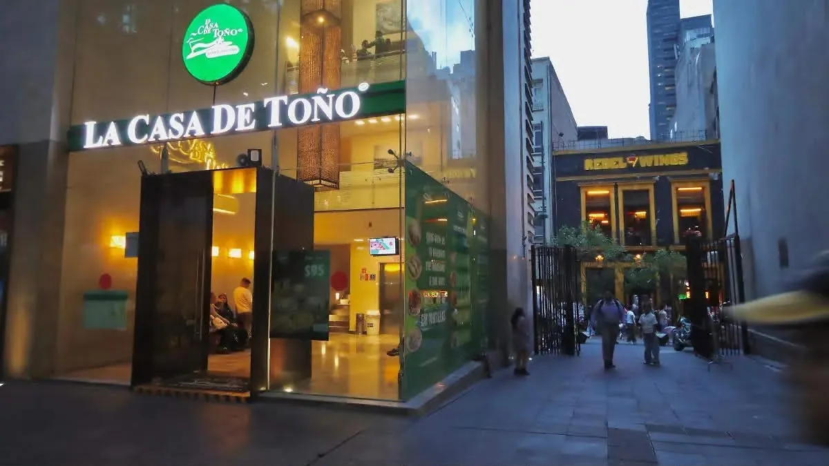 La Casa de Toño analiza su venta por más de 400 millones de dólares para impulsar su expansión internacional