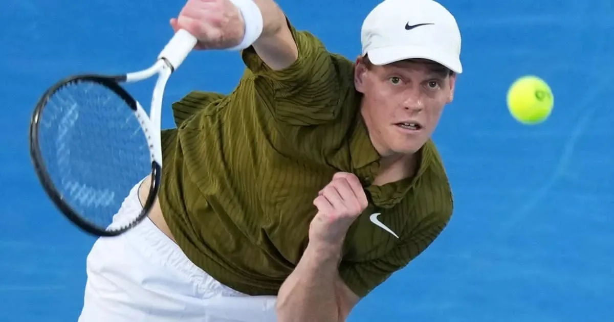Sinner extiende su dominio en Melbourne y avanza a Cuartos del Australian Open