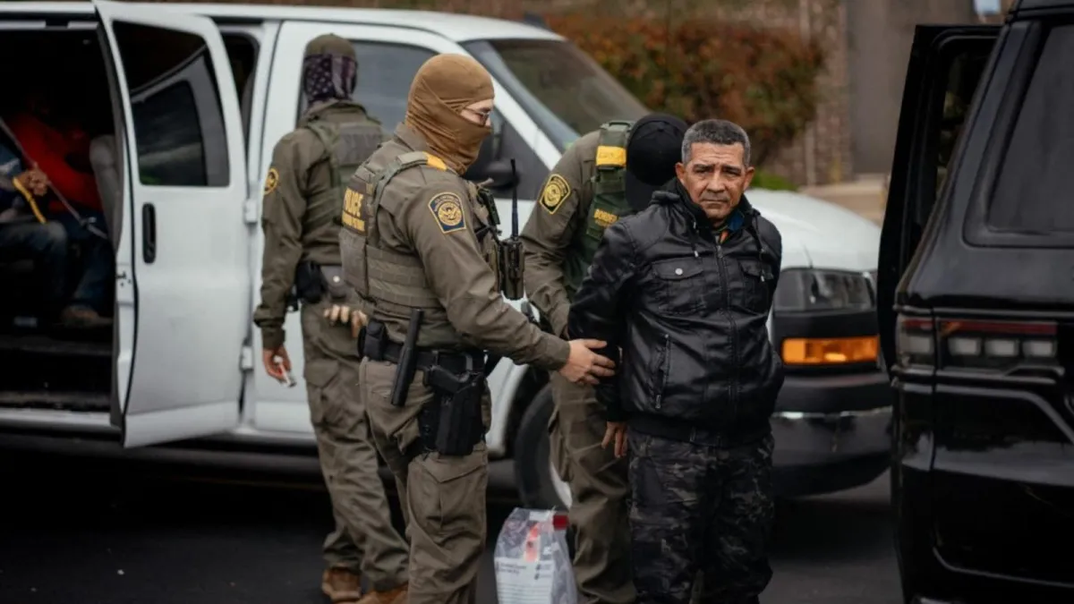 Juez federal ordena liberar bajo fianza a cientos de migrantes detenidos en redadas en Chicago