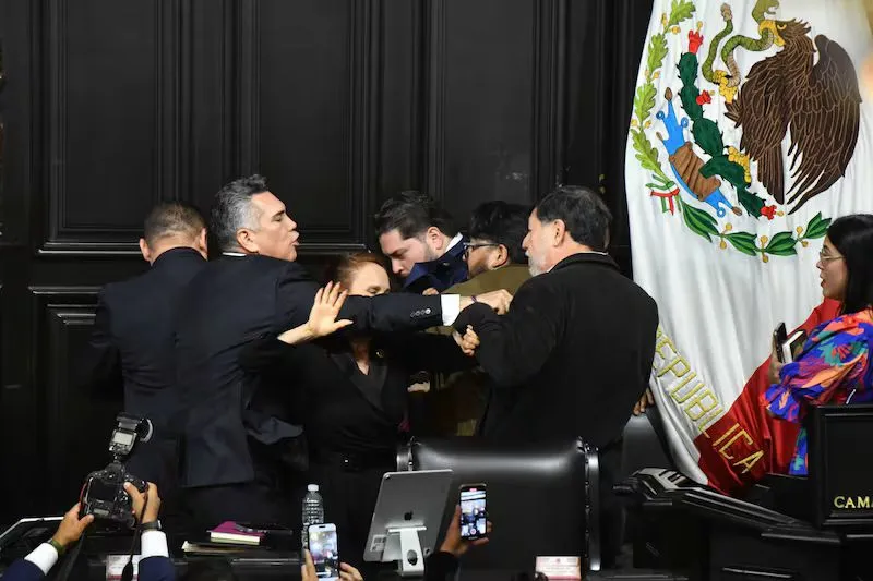 Noroña anuncia denuncia contra “Alito” Moreno tras incidente en la Comisión Permanente