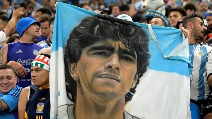 Caso Maradona: Ocho profesionales de la salud enfrentan juicio por presunta negligencia médica