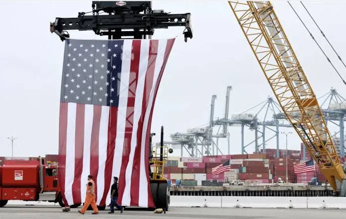 Trump insiste: los aranceles del 30 % a México y la Unión Europea sí van en serio