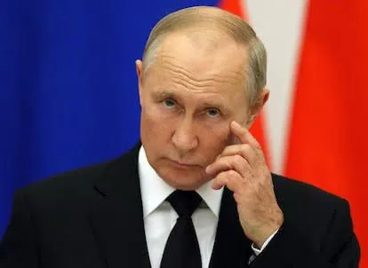 Putin descarta alto al fuego tras ofensiva ucraniana y endurece postura ante negociaciones