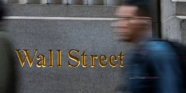 Mercados en rojo: Trump sacude Wall Street con nuevos aranceles