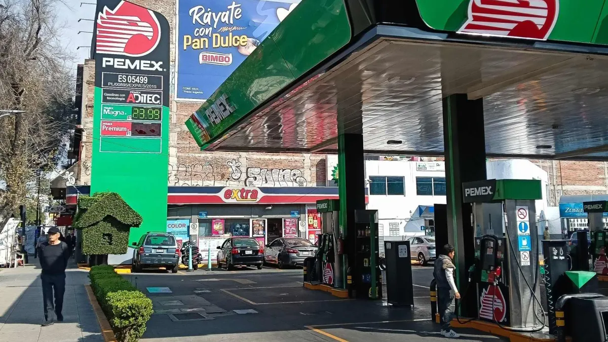 Gasolina Magna con Tope: Gobierno Reduce Estímulos Fiscales para Mantener Precio de $24.00 por Litro