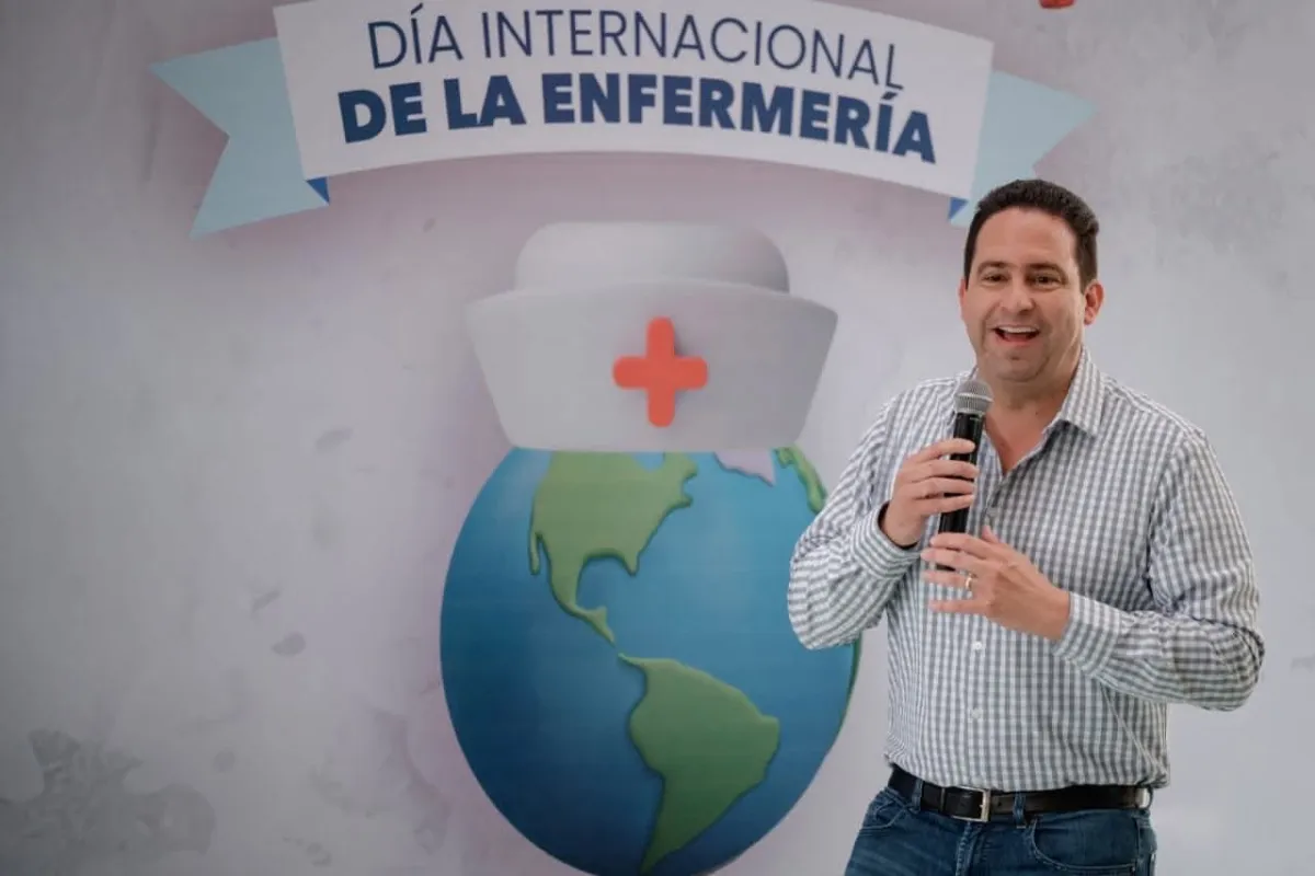 Refuerzan servicios de salud en Saltillo con entrega de equipo médico