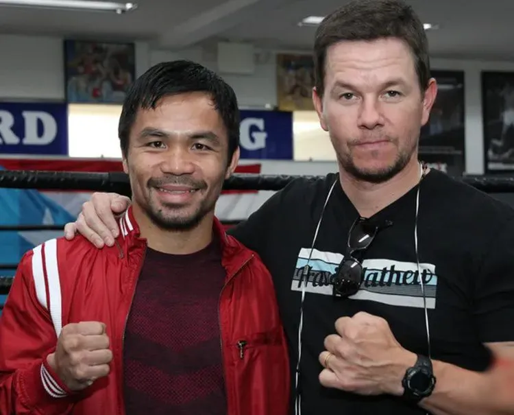Manny Pacquiao quiere que Mark Wahlberg produzca su película biográfica