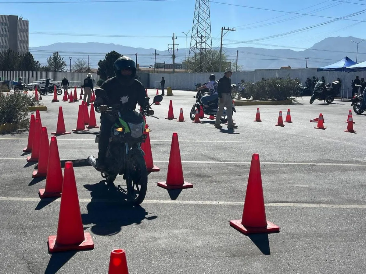Saltillo capacita a motociclistas con “Rueda por tu Vida”