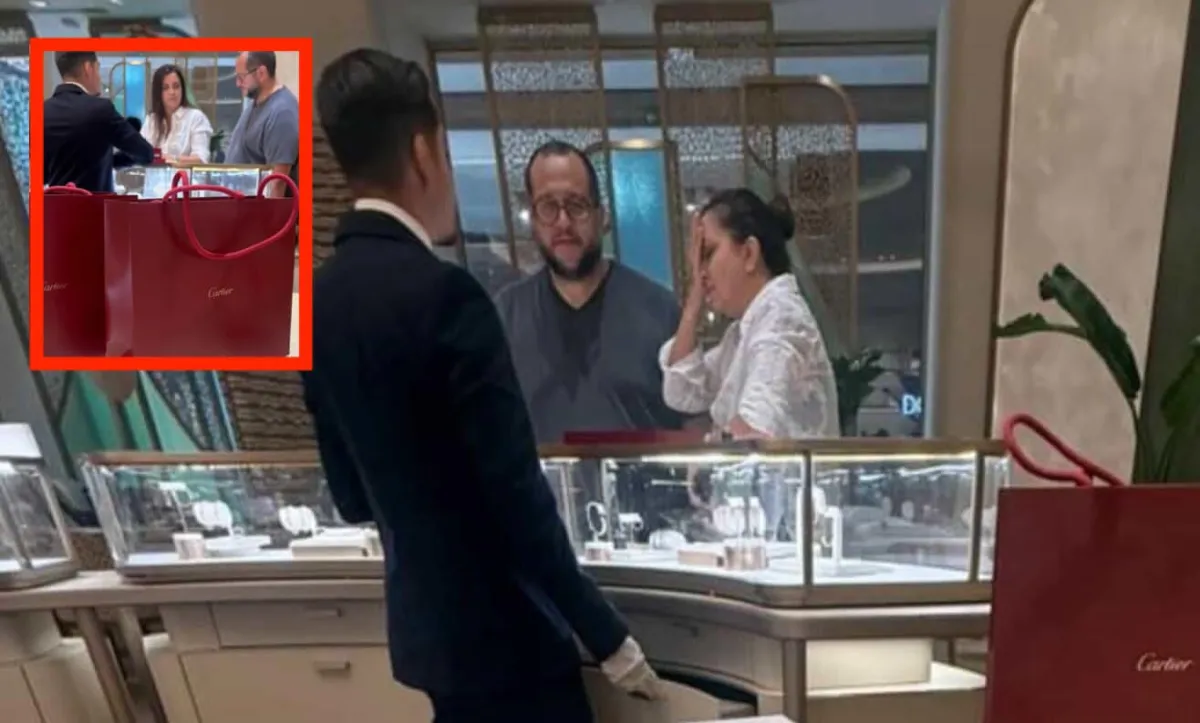 Captan a José Ramón López Beltrán hijo mayor de Andrés Manuel López Obrador en tienda Cartier de Cancún; imágenes desatan críticas en redes
