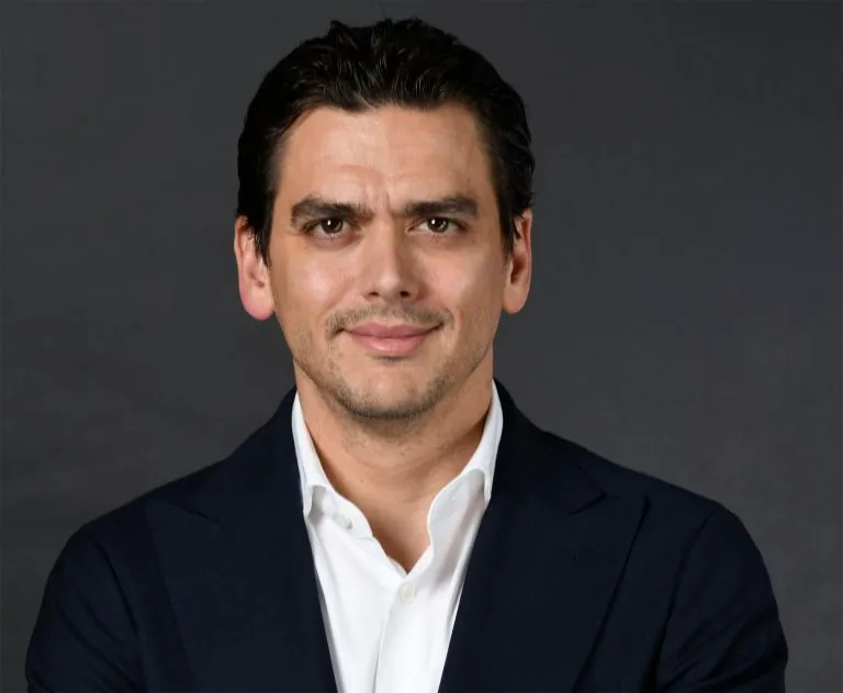 José Antonio Fernández Garza-Lagüera asumirá la dirección general de Femsa en noviembre