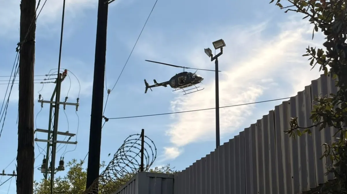Operativo aéreo traslada a policías heridos por explosión en Dr. Coss a hospital de Monterrey