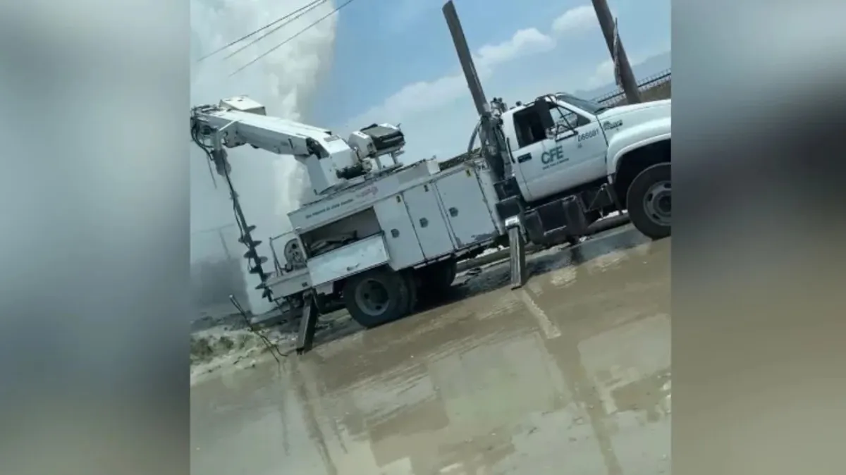 Trabajadores de CFE ocasionan megafuga de agua en García