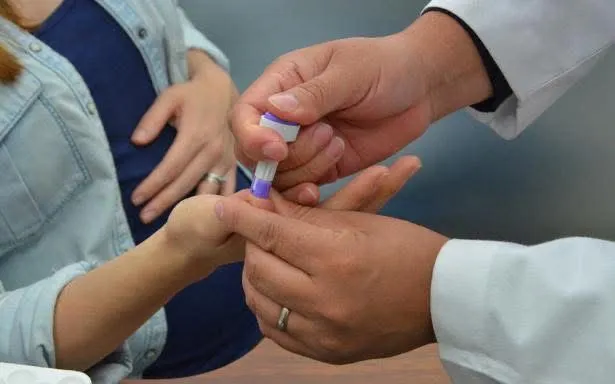 IMSS Coahuila ofrece pruebas rápidas y gratuitas de VIH y sífilis para la población general