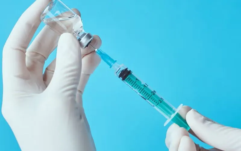 Lanza Torreón campaña de vacunación contra influenza, Covid-19 y neumococo