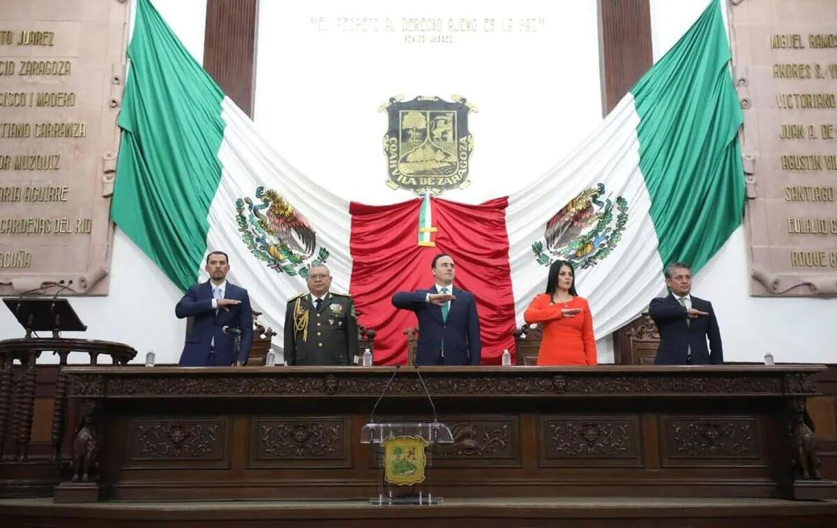 Gobernador Manolo Jiménez encabeza sesión solemne en honor al Día del Ejército