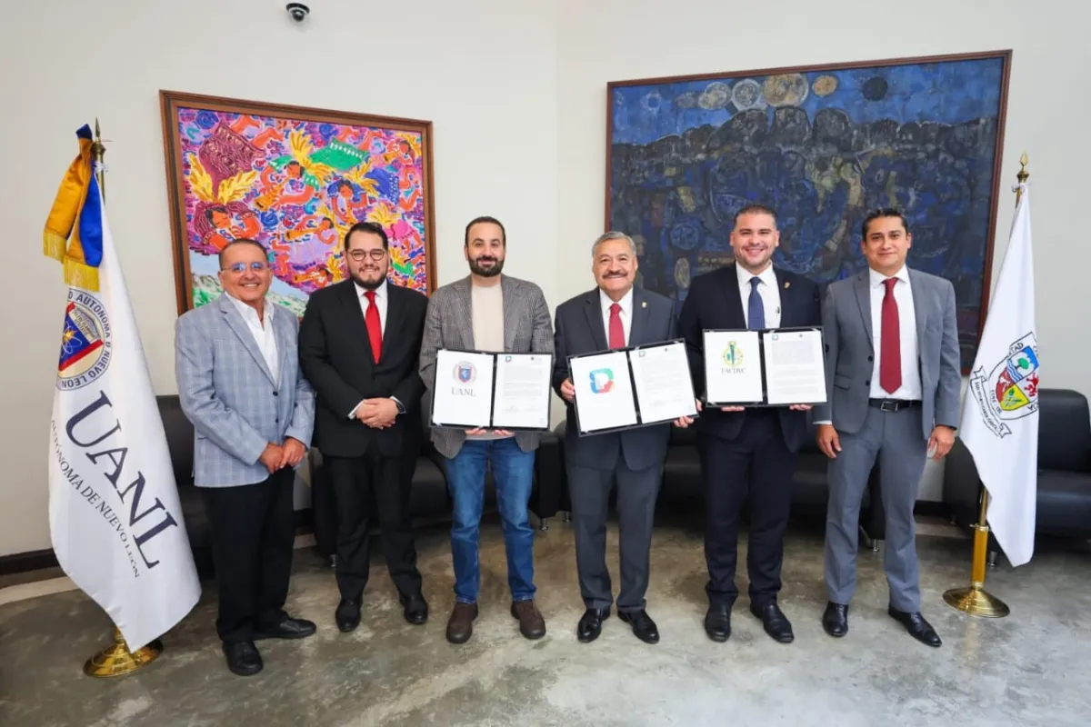 SAN PEDRO Y UANL IMPULSAN LA PREPARACIÓN ACADÉMICA DE SERVIDORES PÚBLICOS