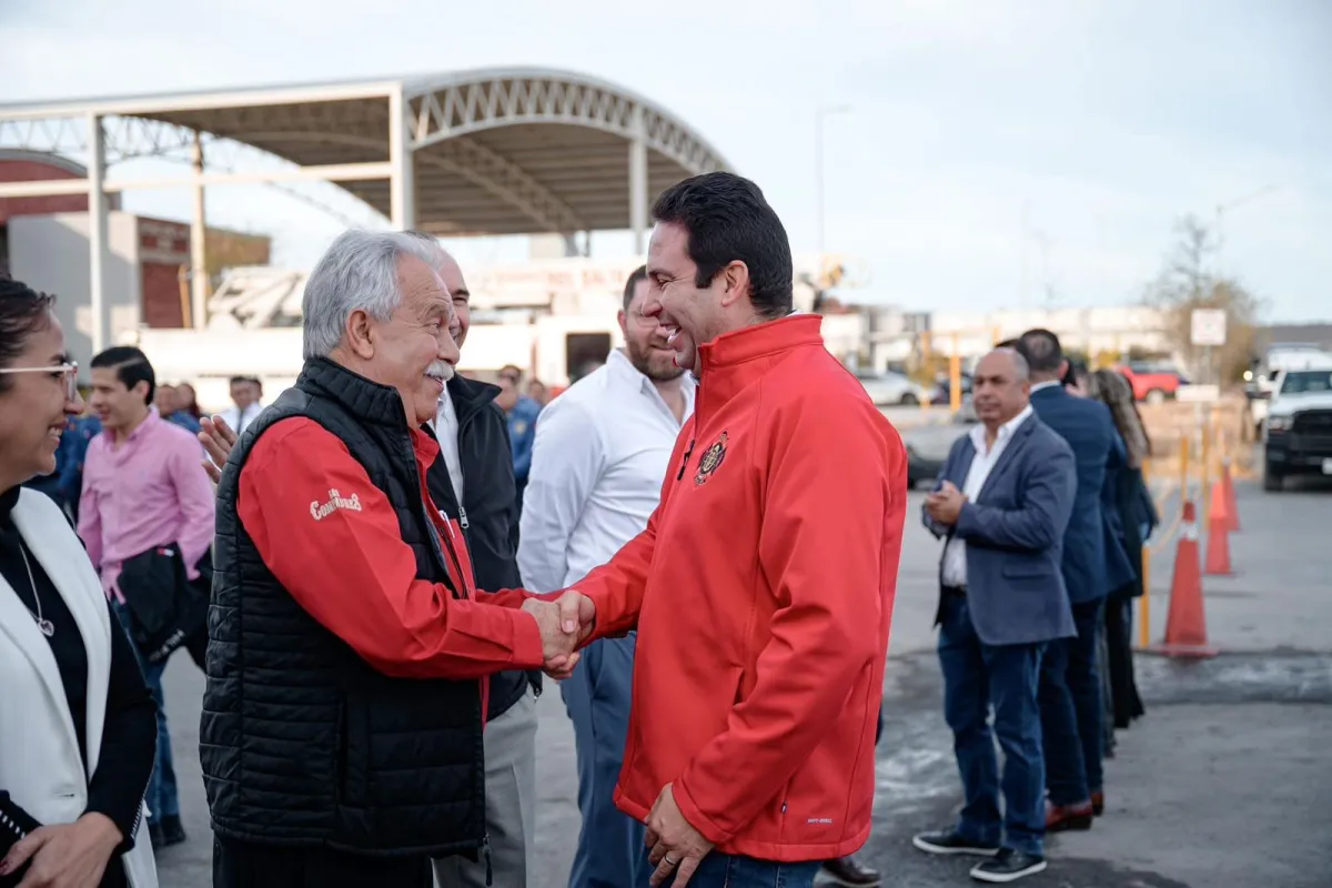 Javier Díaz reconoce la labor del Cuerpo de Bomberos de Saltillo durante pase de lista
