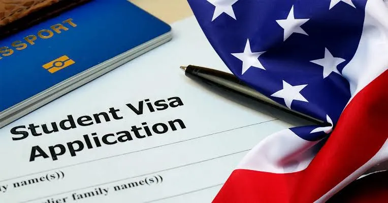Trump suspende hasta nuevo aviso las entrevistas de visado a estudiantes extranjeros en todas las embajadas