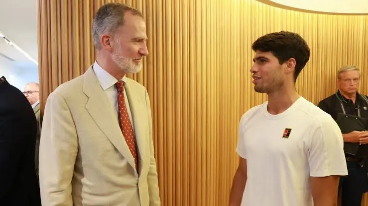 Felipe VI reconoce el esfuerzo de Carlos Alcaraz tras la final de Wimbledon