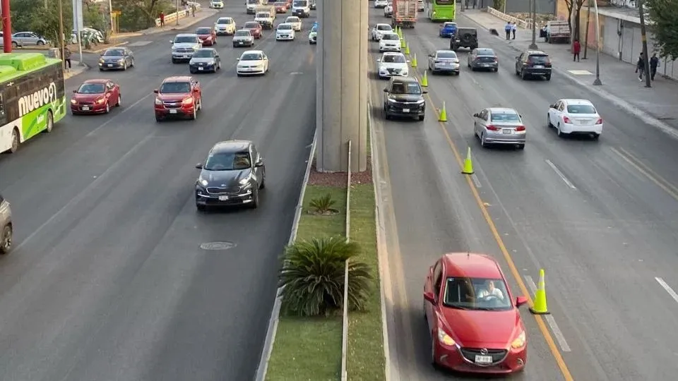 San Nicolás lanza carril de contraflujo para aliviar tráfico en hora pico
