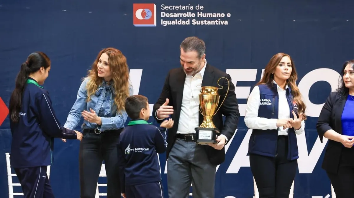 Adrián de la Garza reconoce el talento estudiantil en la clausura de la Segunda Copa Colegial Monterrey 2025