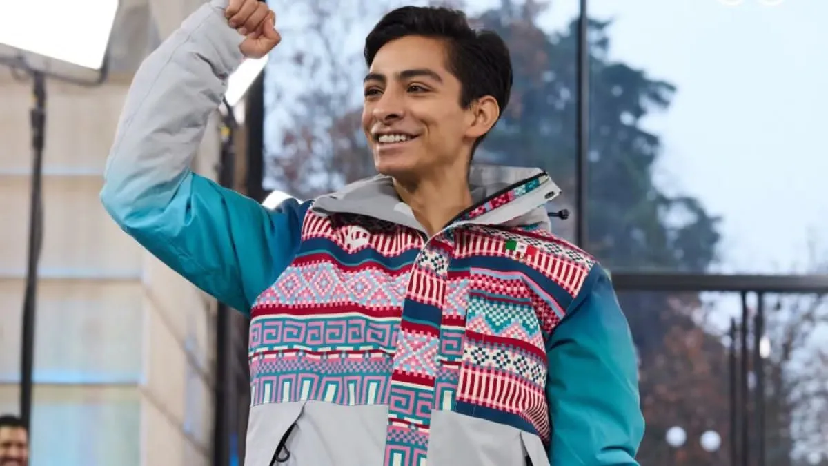 Donovan Carrillo debuta en la pasarela olímpica y presenta el uniforme de México rumbo a Milano-Cortina 2026