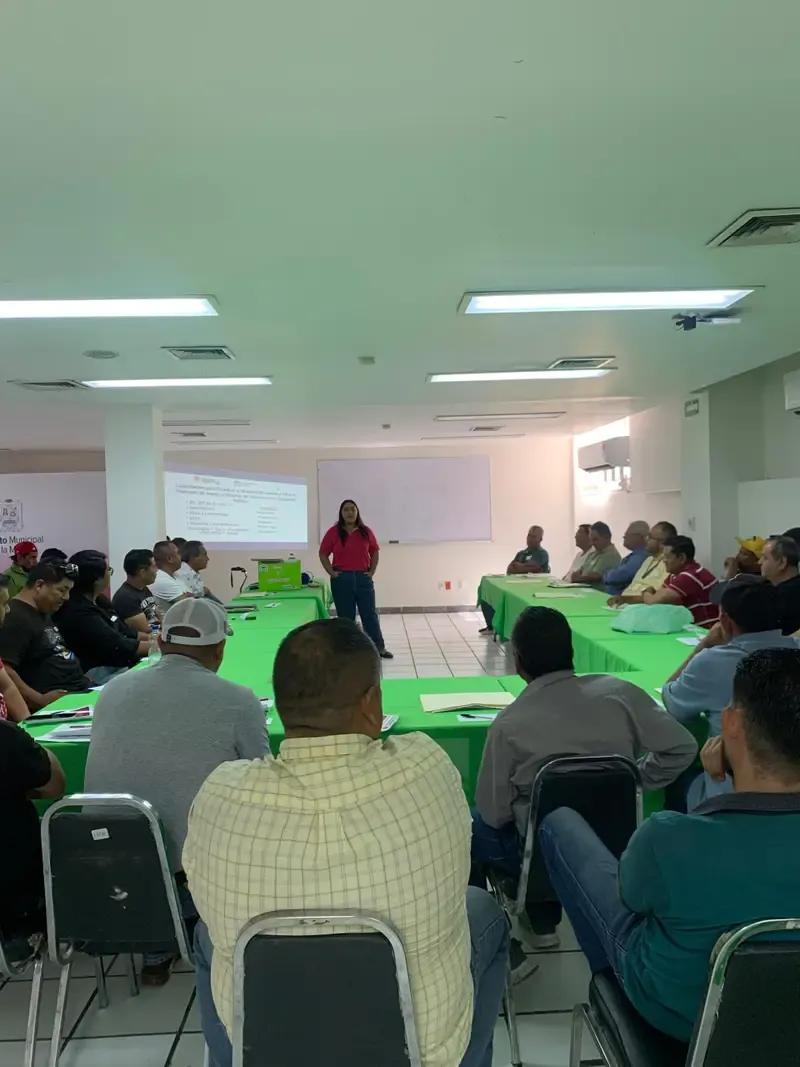 Impulsan profesionalización de operadores del transporte público para mejorar el trato a usuarios