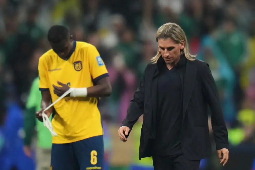 Beccacece deja la Selección de Ecuador tras la eliminación ante México en el Mundial