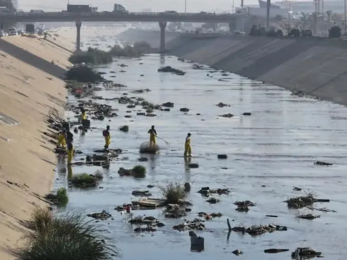 México y Estados Unidos sellan pacto para frenar la contaminación del río Tijuana