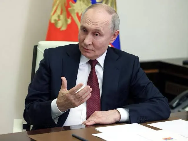 Rusia celebra postura de Trump sobre suspender ayuda a Ucrania
