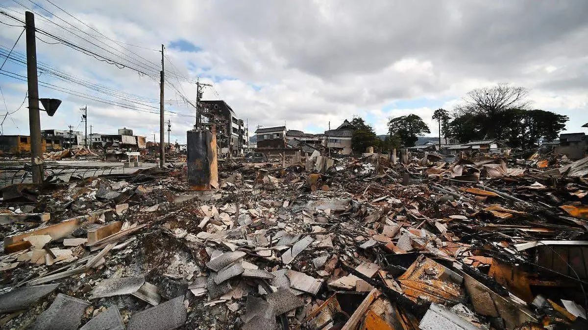 Japón eleva a 30 los heridos tras el terremoto de 7.5 en el norte del país