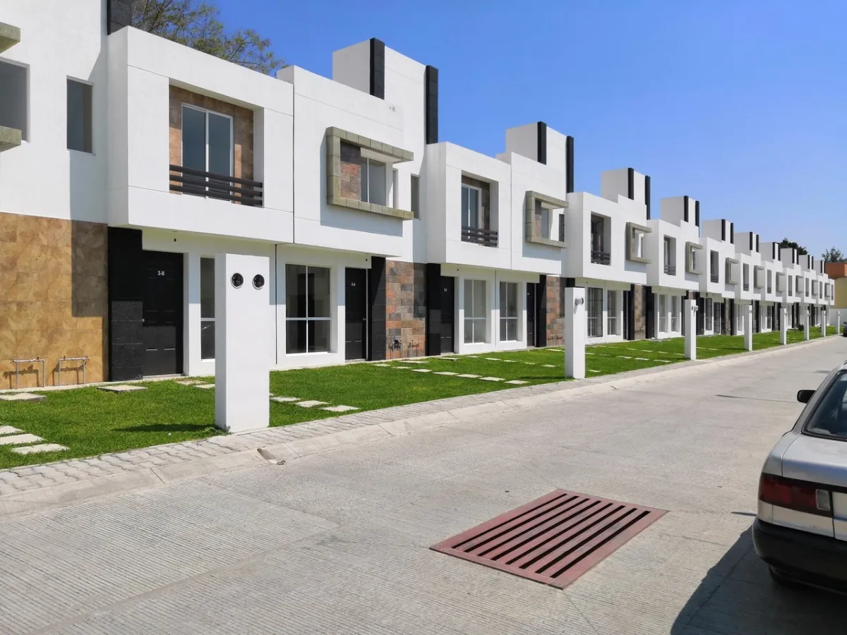 Vivienda de interés social cae en NL; crece la residencial