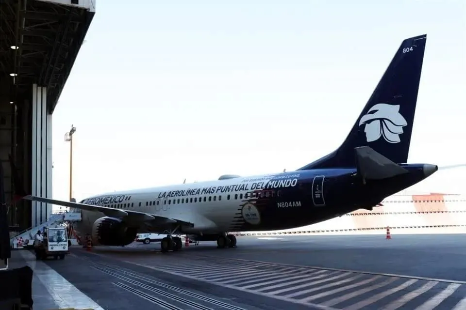 Investigan posible venta de millones de datos de pasajeros de Aeroméxico