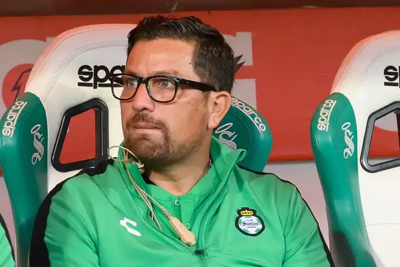 Reestructura total en Santos: Tapia toma el mando interino