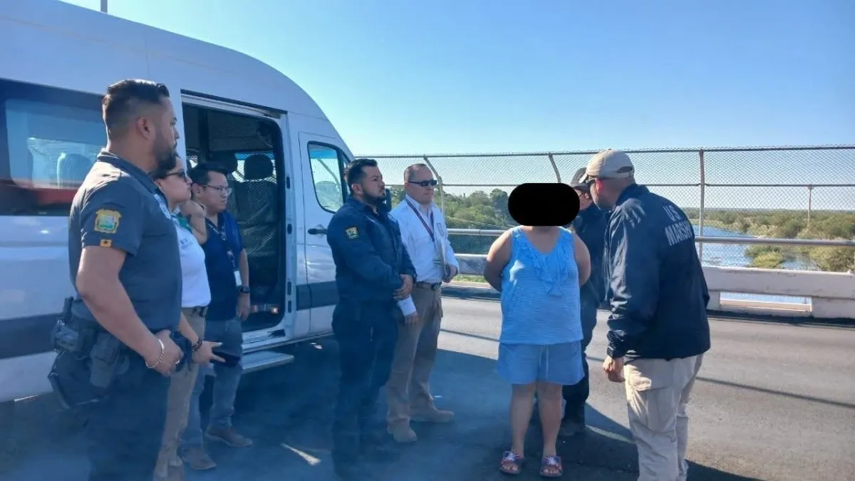 AIC Coahuila entrega a estadounidense buscada por tráfico de personas