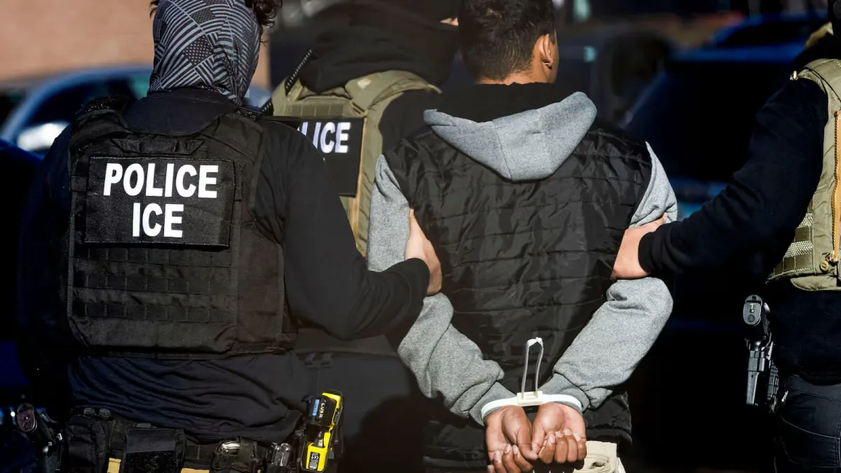 Mexicanos deportados denuncian golpizas y abusos dentro de centros de ICE en Estados Unidos