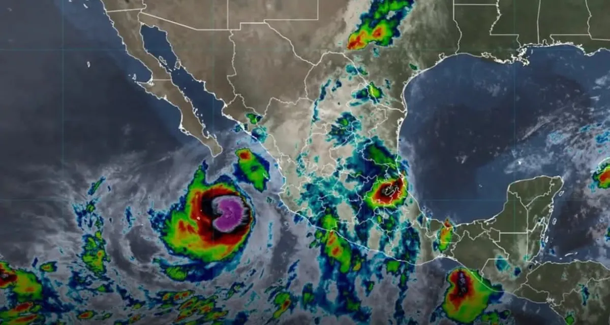 HURACÁN RACHEL ALCANZA CATEGORÍA 2 Y ALERTAN POR LLUVIAS INTENSAS EN MÉXICO