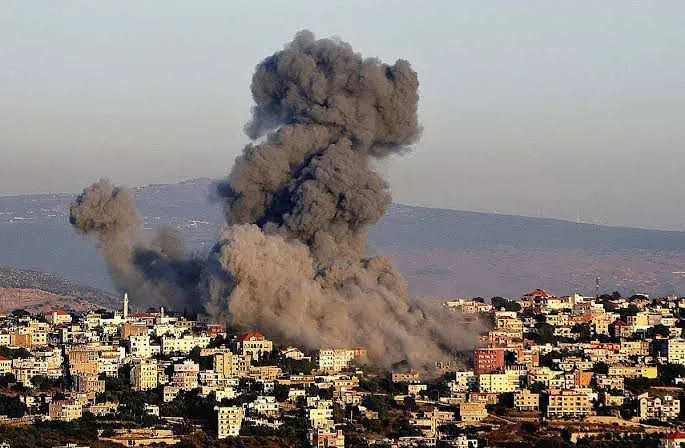 Israel intensifica bombardeos en Beirut tras ofensiva de Hizbulá