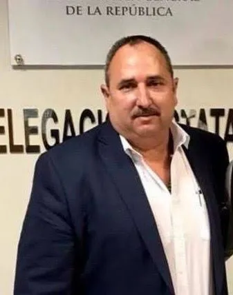Asesinan a delegado de la FGR en Reynosa tras ataque con granada; camioneta quedó calcinada