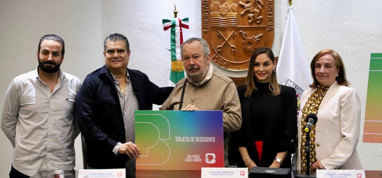 SAN PEDRO Y FARMACIAS DEL AHORRO BENEFICIAN A 10 MIL FAMILIAS CON TARJETAS DE DESCUENTO