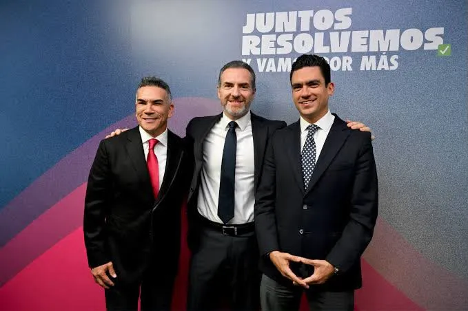 PAN y PRI perfilan alianza con Adrián de la Garza rumbo a 2027