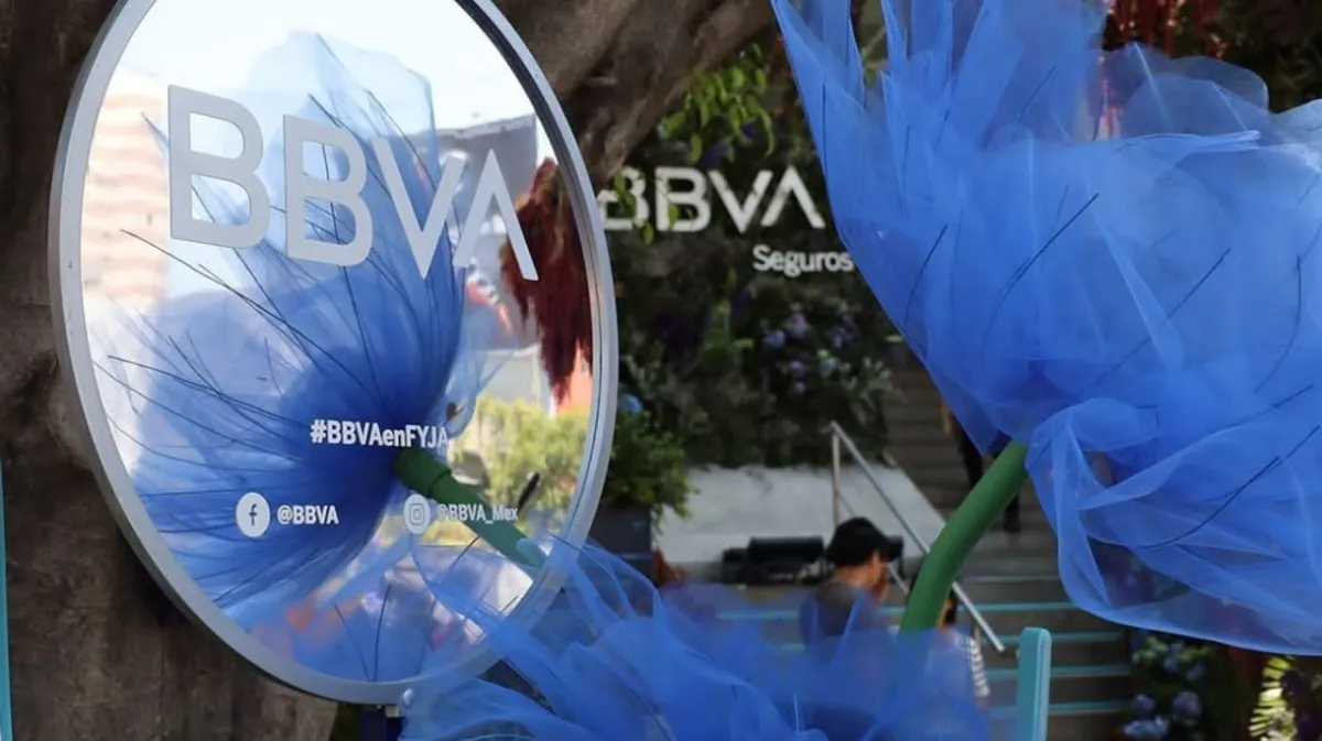 Exempleada bancaria recibe sentencia de siete años por desfalco a clientes en Monterrey