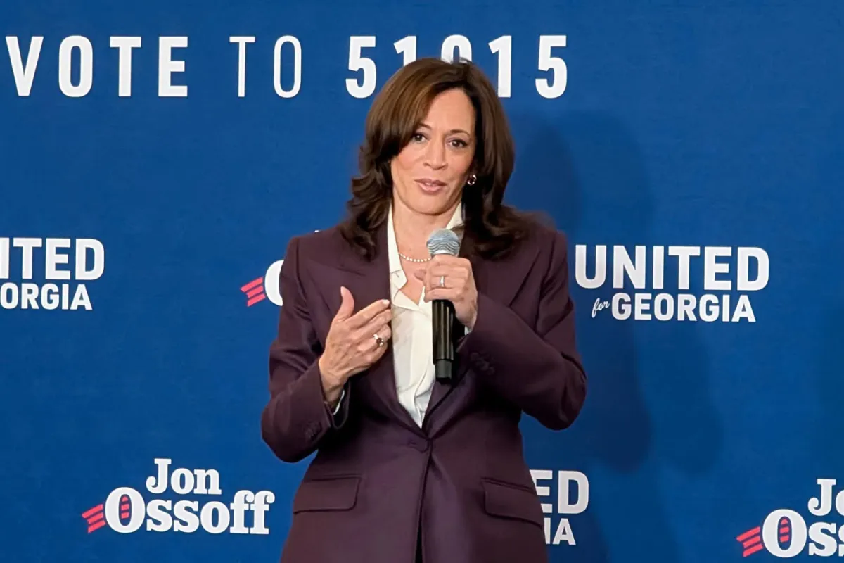”Hay que frenar la tiranía de Trump”: Kamala Harris llama a votar contra los republicanos