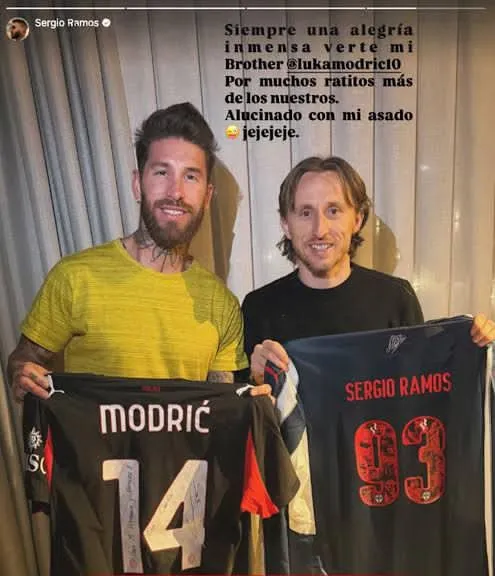Ramos y Modrić se reencuentran y sellan su amistad con intercambio de camisetas