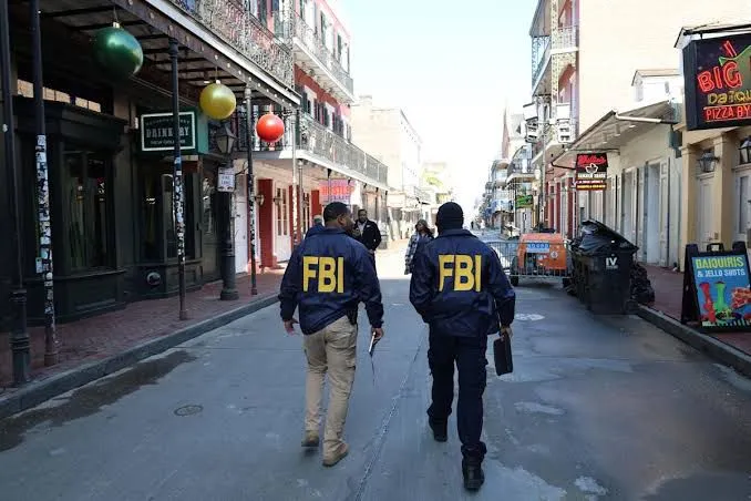 FBI arresta a 205 presuntos depredadores sexuales de menores en redes sociales, en operación naciona