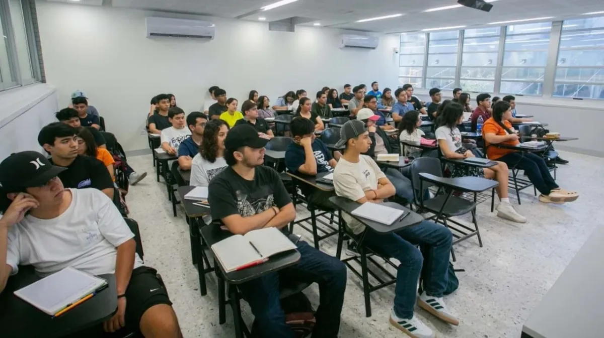 Lanza en NL estrategia para capacitar en inglés a trabajadores del turismo rumbo al Mundial 2026