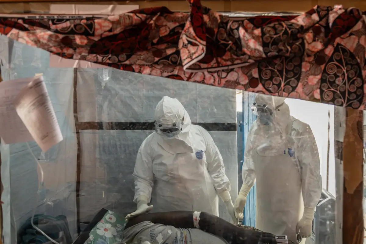 Francia activa protocolo sanitario tras detectar caso de ébola