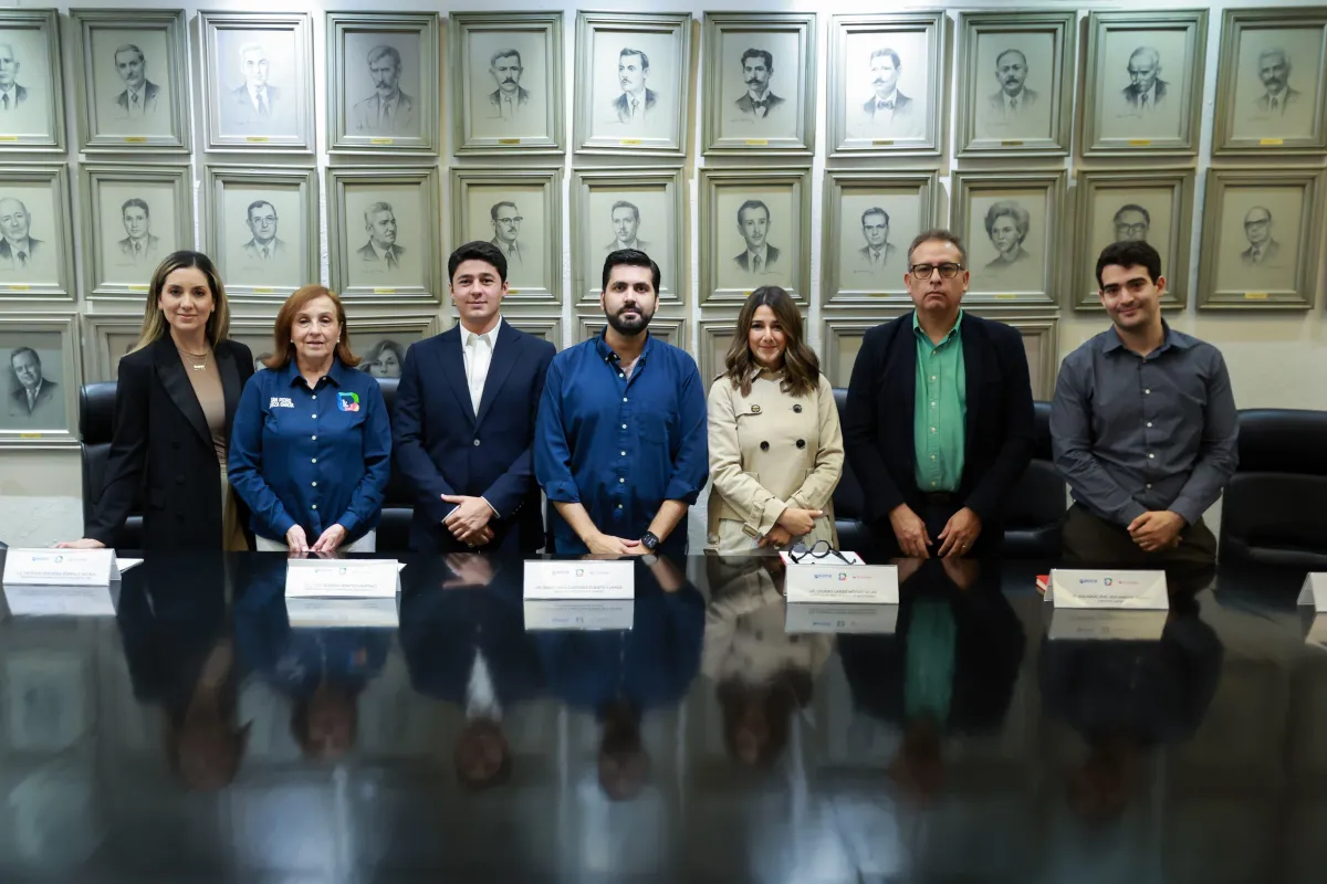 Santander y San Pedro Garza García Impulsan el Emprendimiento con 5,000 Becas para Jóvenes